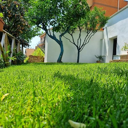 Appartamento Villa Maria Near Policlinico Gemelli Rom Exterior foto